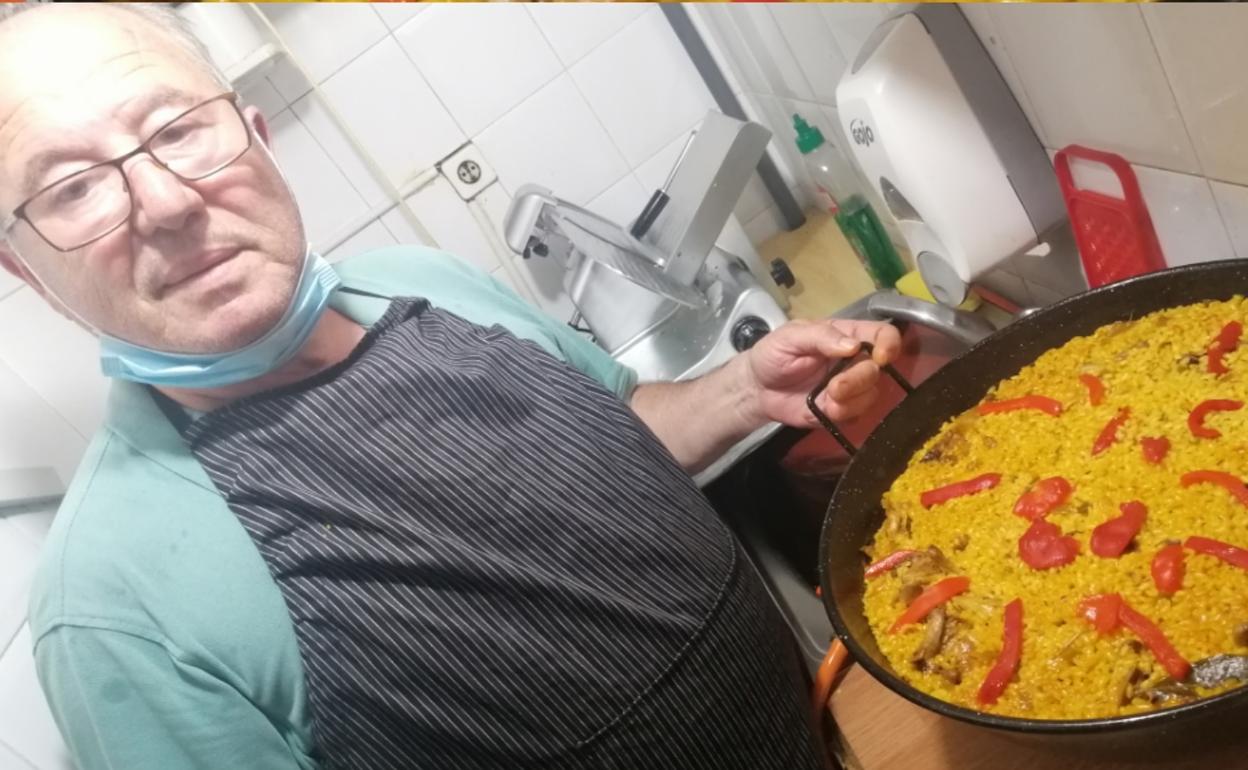 La mejor paella del Soho la sirven en el bar Atenas Diario Sur